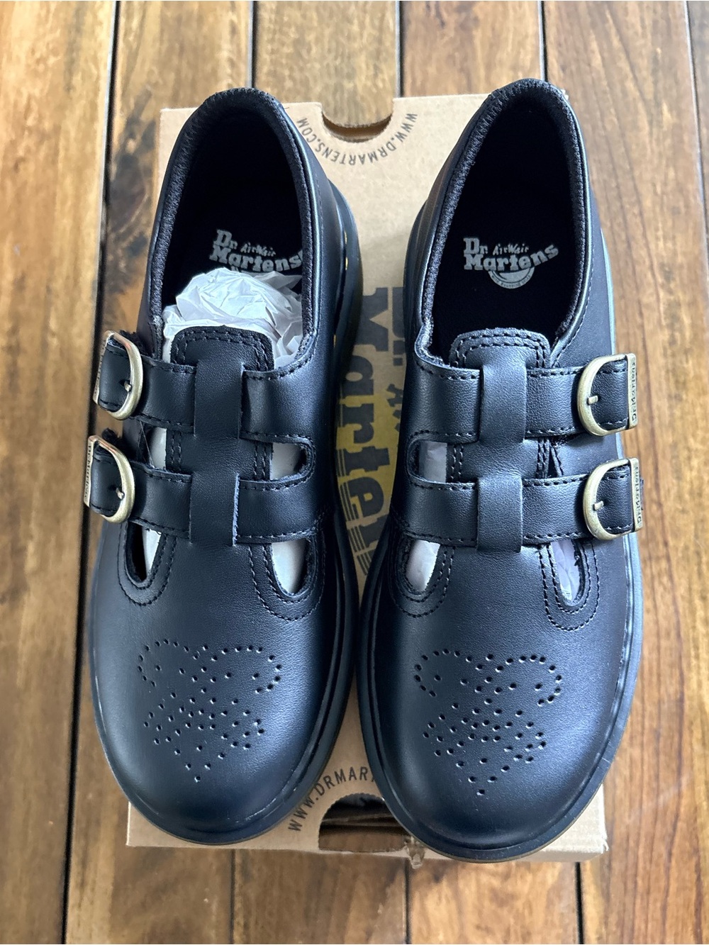 NWB Dr Martens Big Kid Mary Jane’s size 4